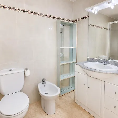 Ventura Park C- 3 *