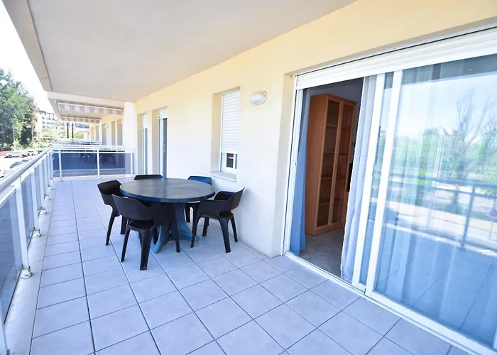 Διαμέρισμα Ventura Park C- 3 *